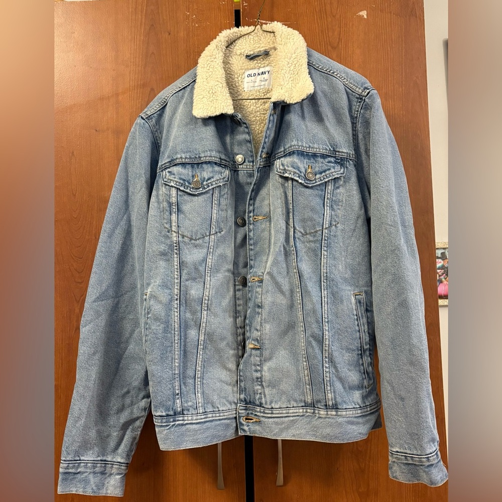 Old Navy Sherpa-Collar Denim Jacket – Light Wash – Size L